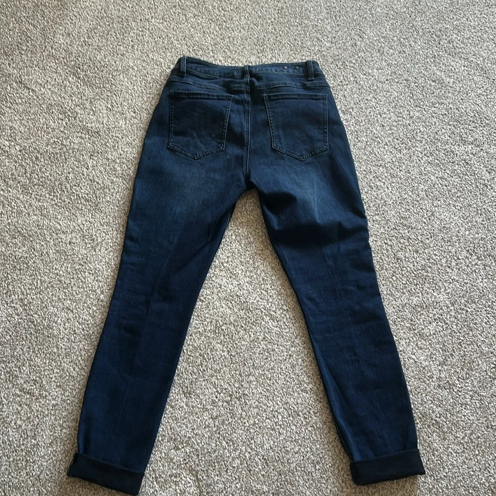 CABI CAbi Dusk Destructed Vintage Curvy Skinny Size 10 Dark Wash Denim EUC - Picture 8 of 11